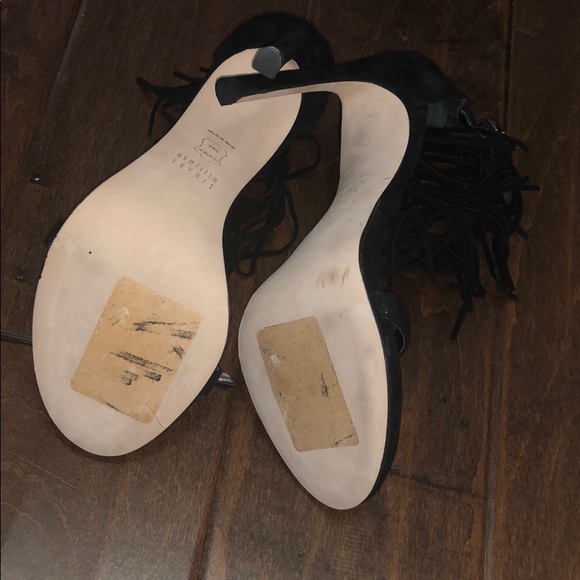 Stuart Weitzman Fringe  Sandal size 7 Never Worn - Picture 3 of 3